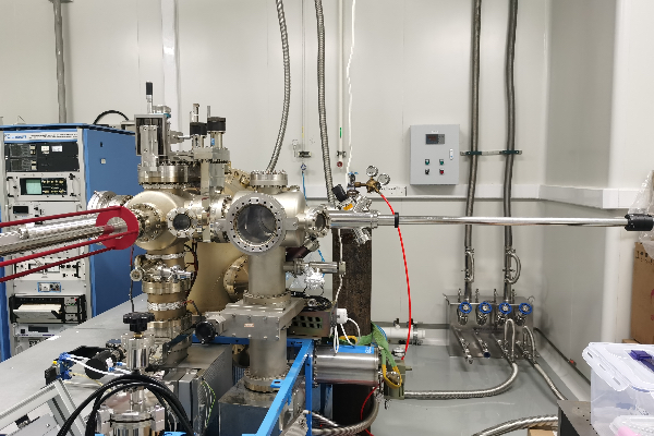 Phase separator