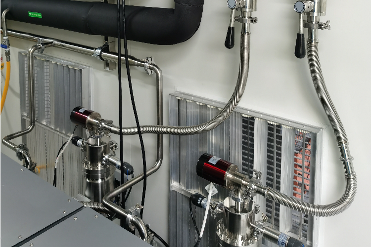 vacuum insulated pahse separator2