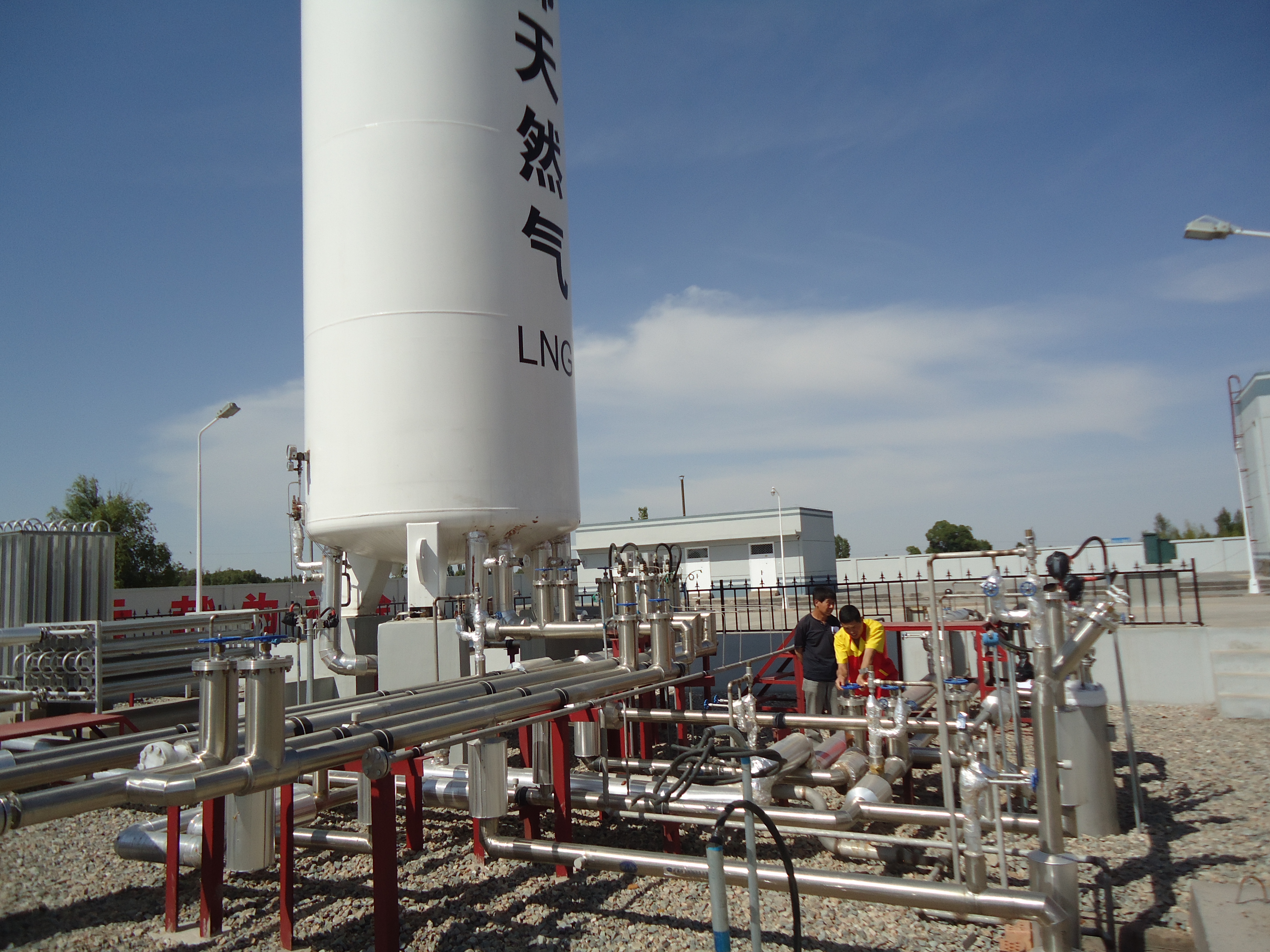 vacuum insulated pipe for LNG2