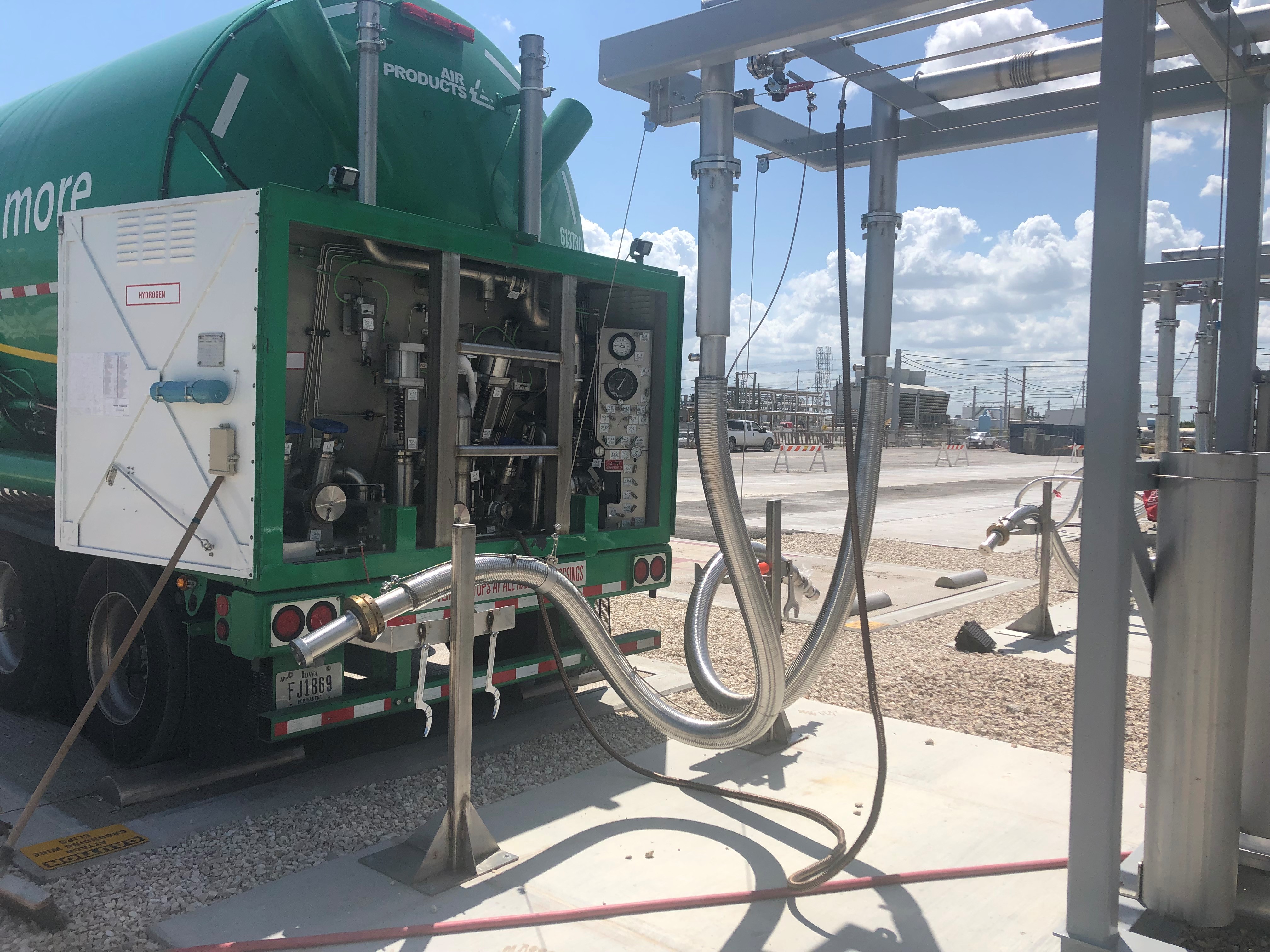 vacuum insulated pipe
