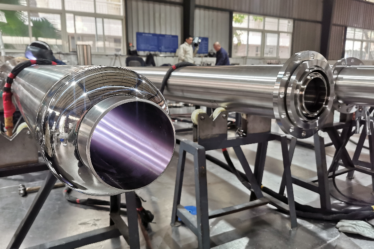 vacuum insulated pipe